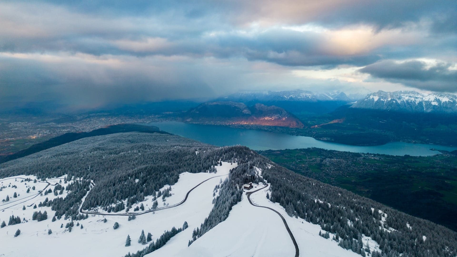 semnoz et lac d'annecy