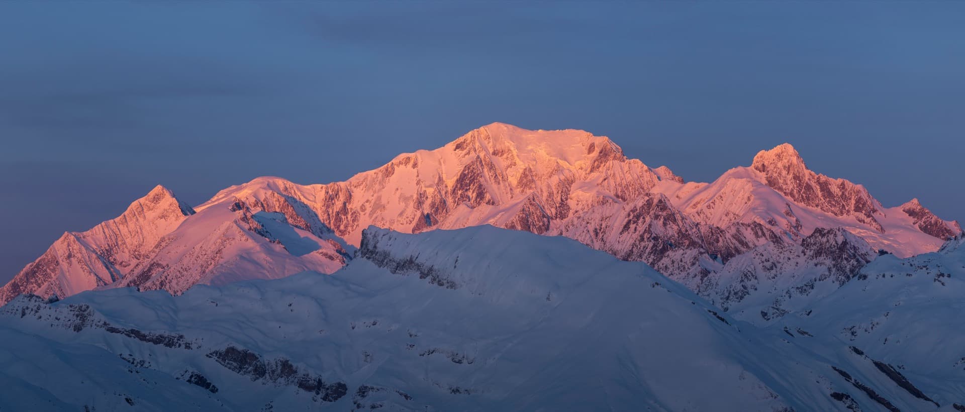 Dernières lueurs sur le mont blanc