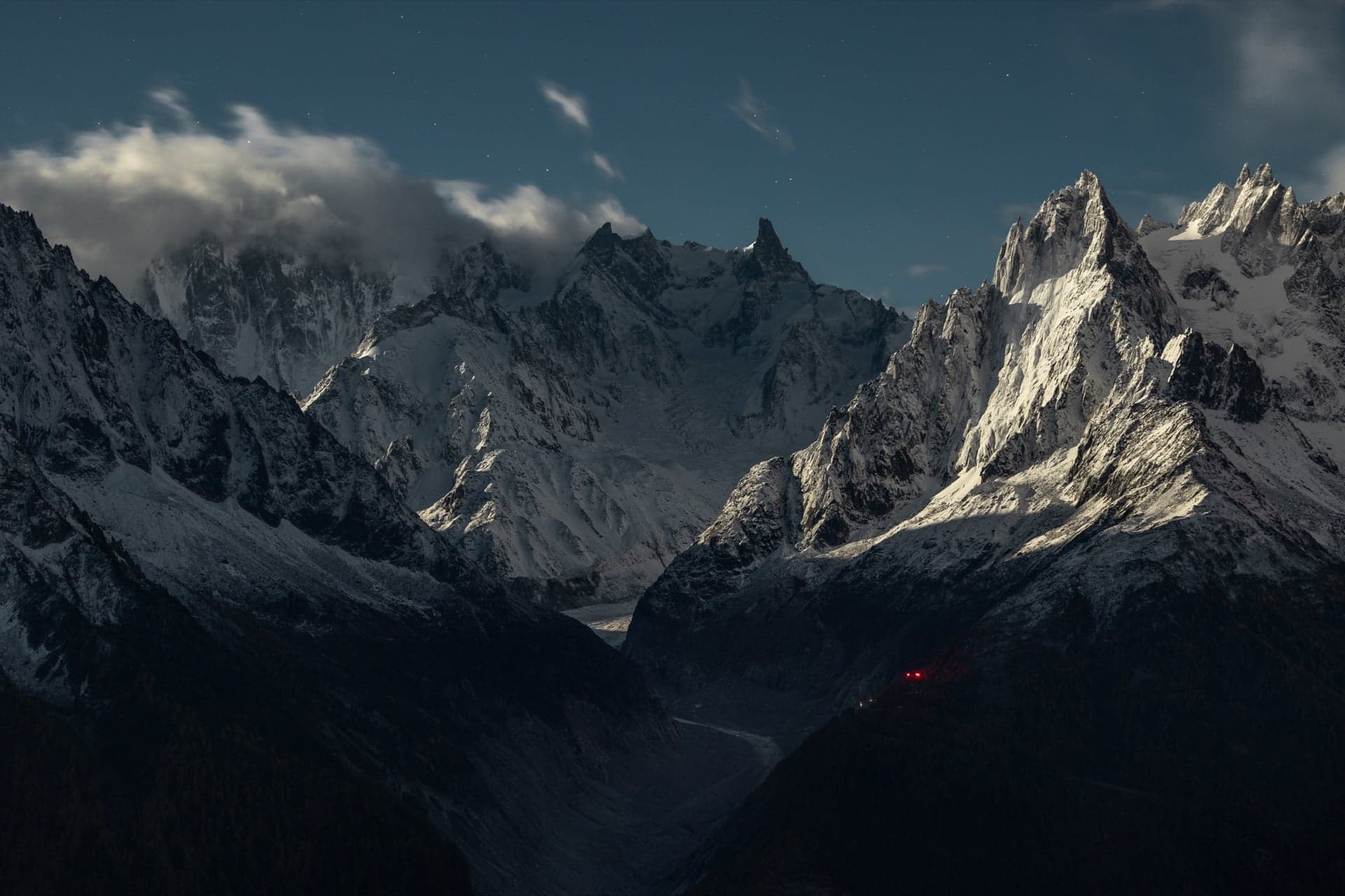 pleine lune sur la mer de glace