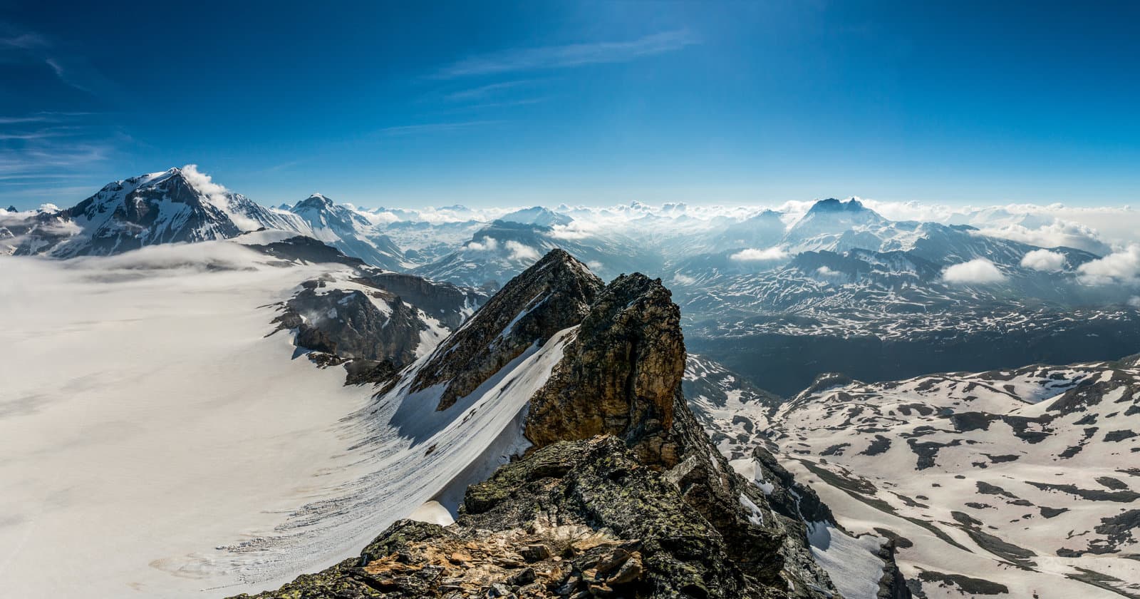 Depuis l'arête du Mont Pelve