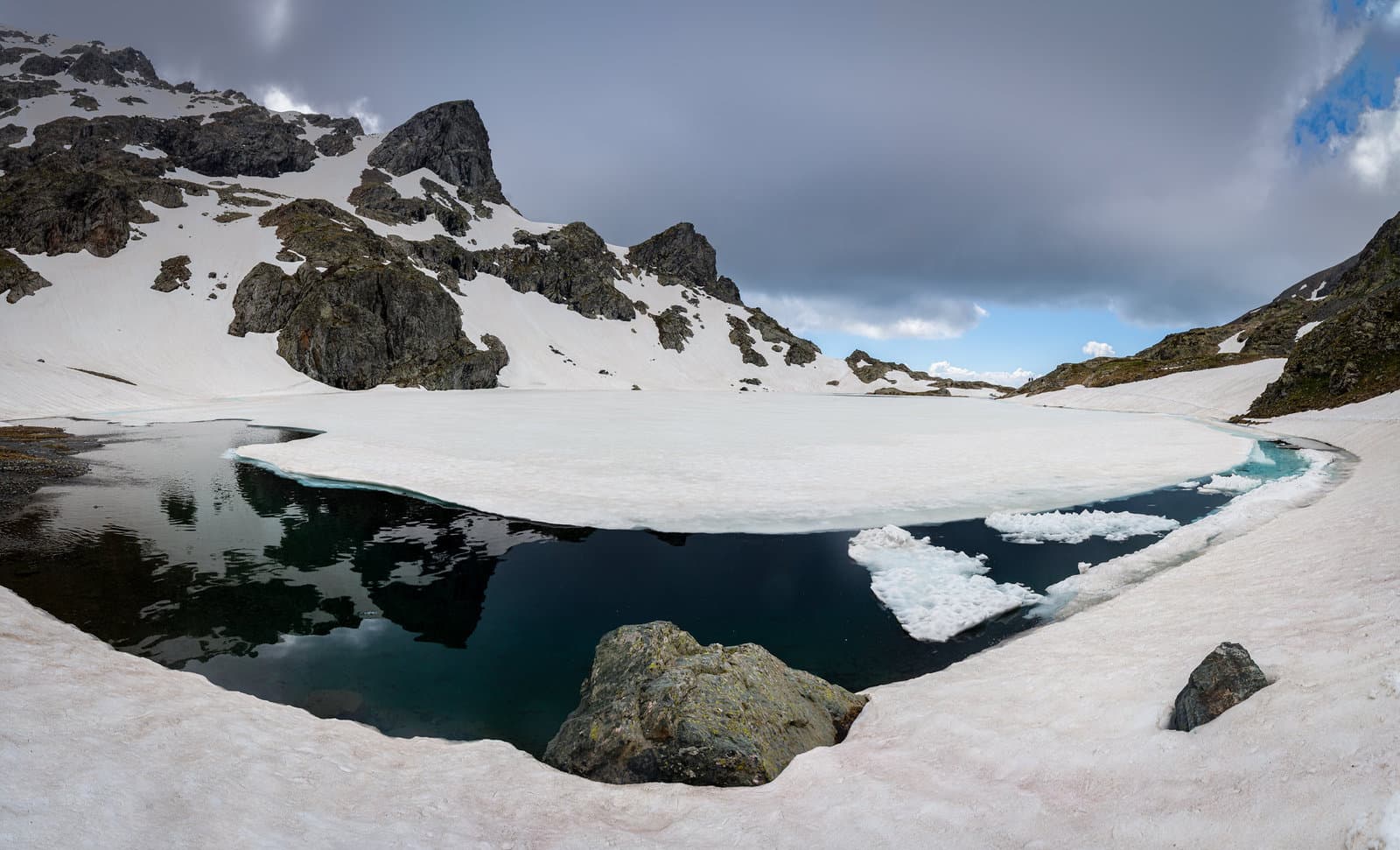 Le lac du Petit Doménon