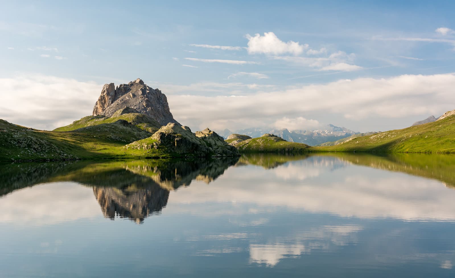 Reflet sur le lac de Roburent