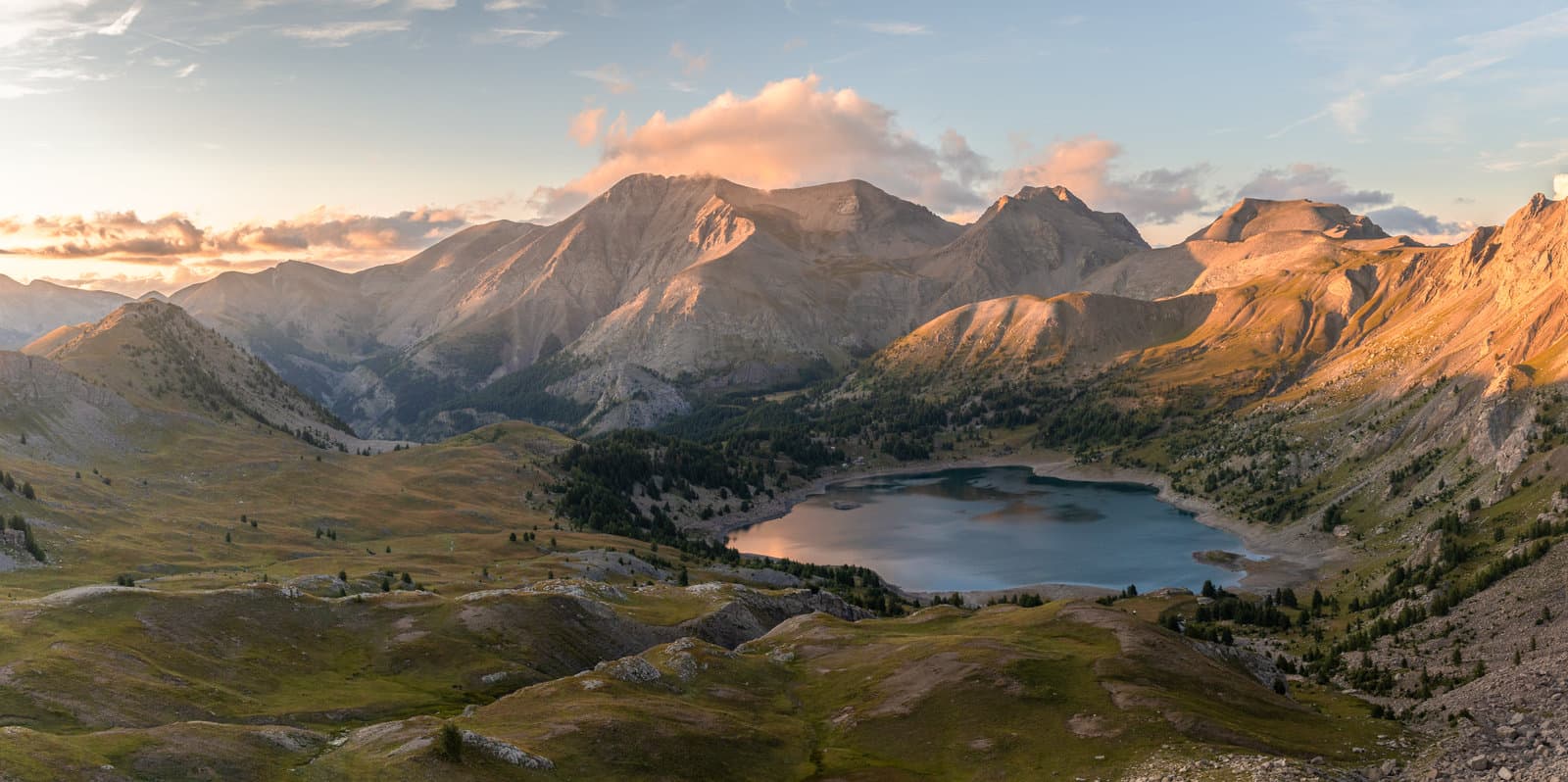 Le lac d'Allos depuis le col de l'Encombrette