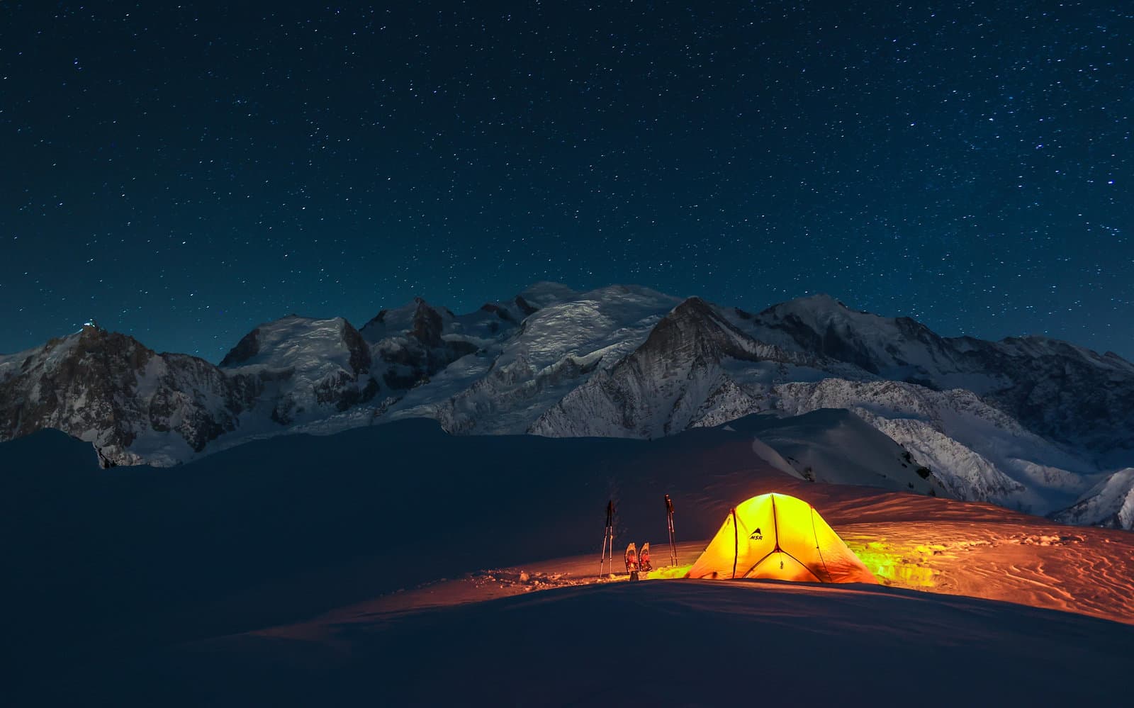 Bivouac face au Mont Blanc