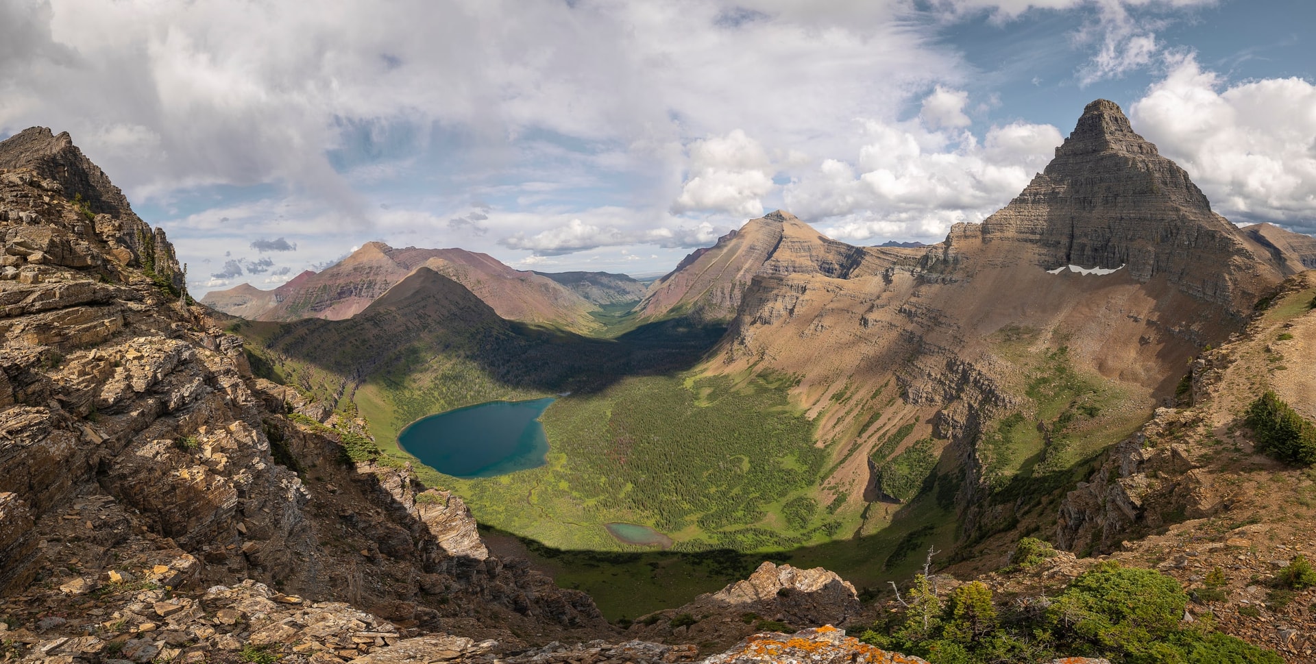 Panorama sur oldman lake — Glacier, ETATS UNIS