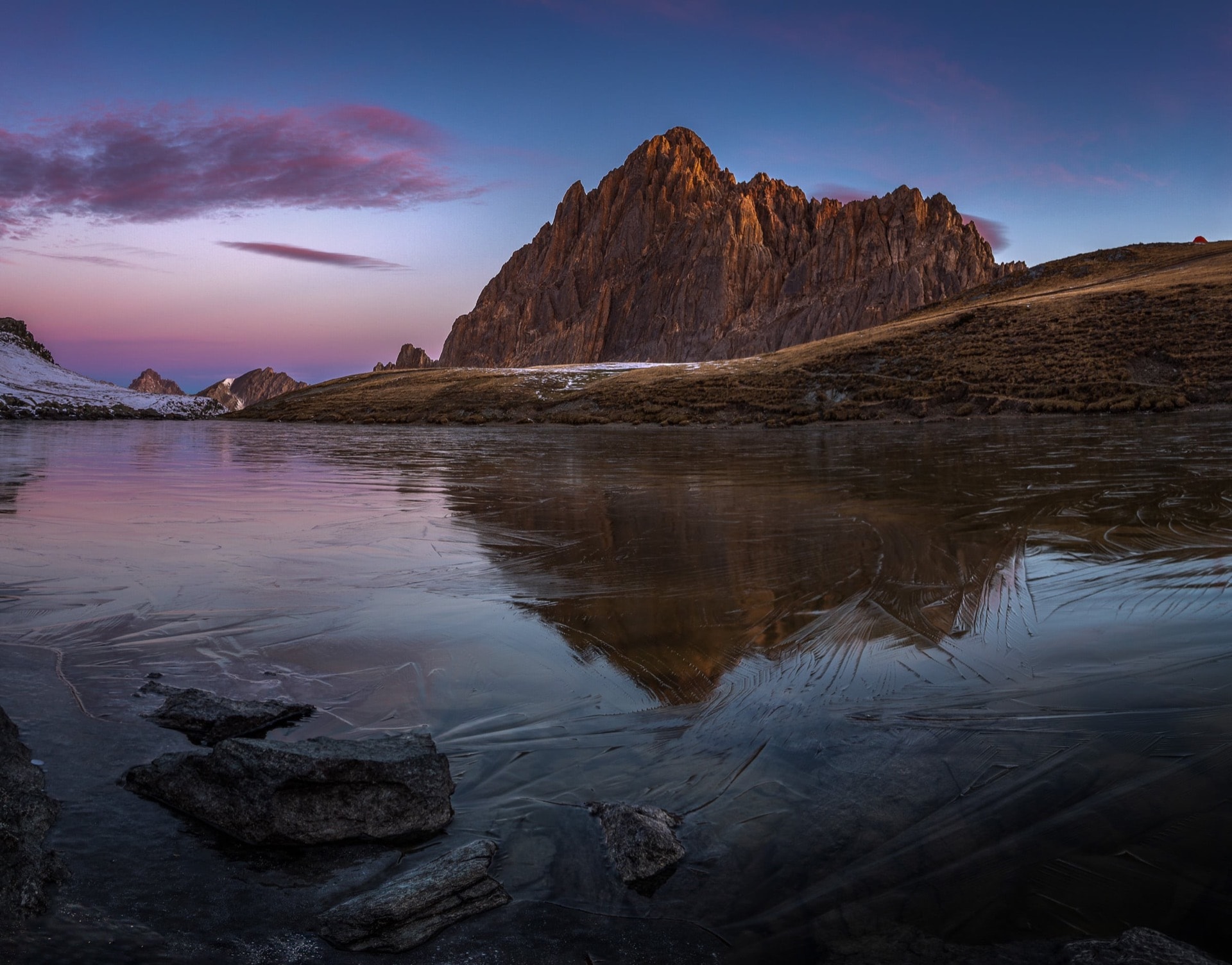 Frozen Dawn — Mercantour