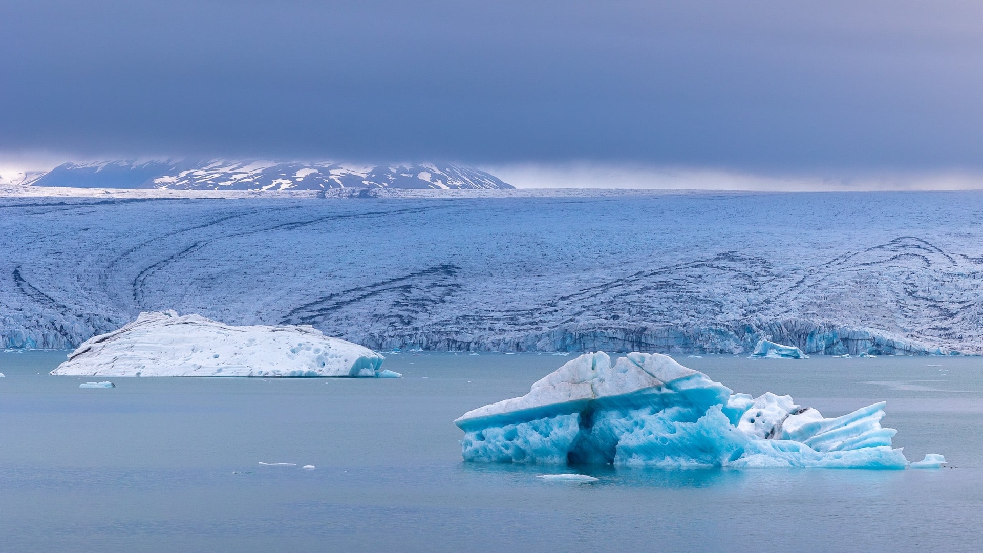 Les icebergs de jökulsárlón — Islande