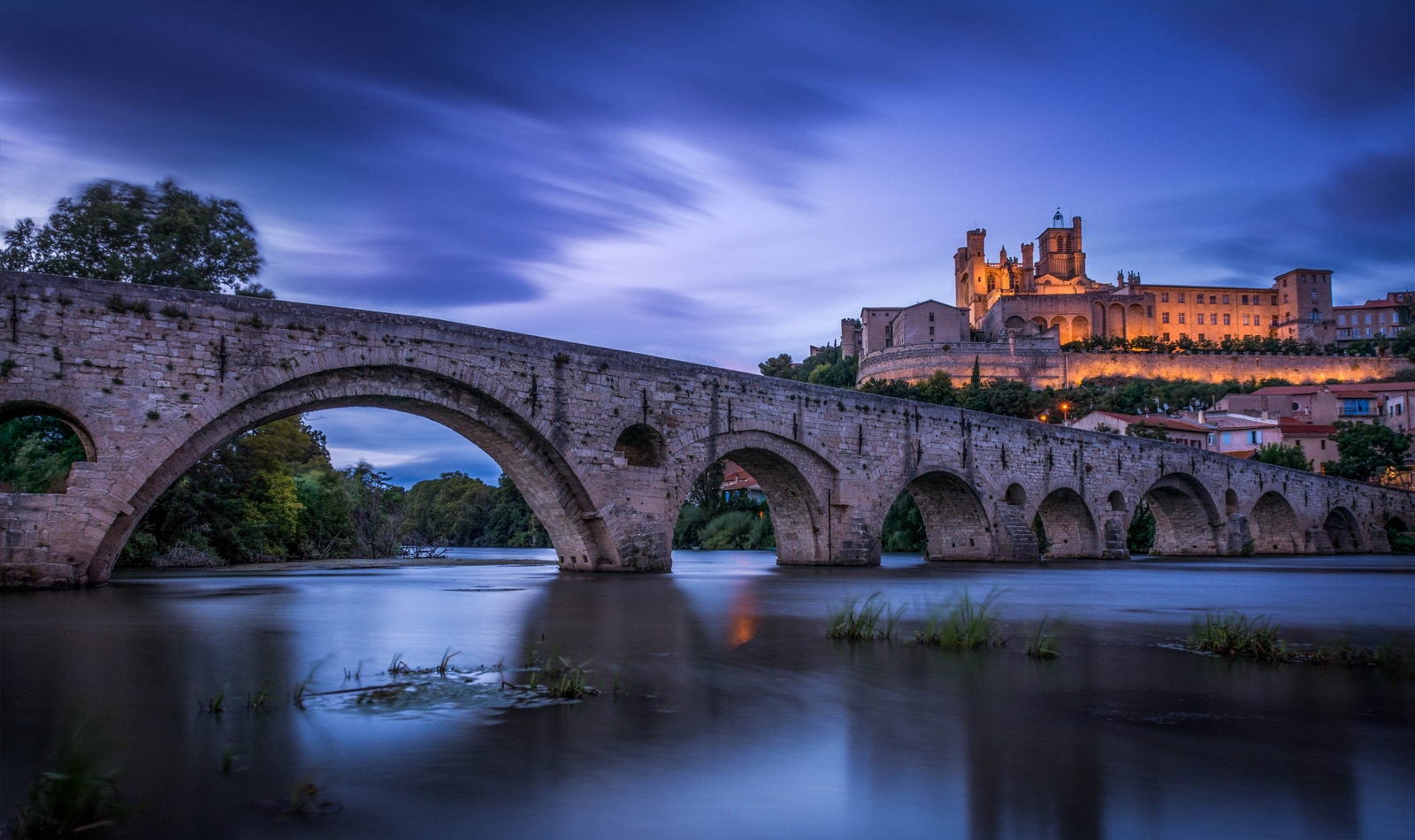 Pont en pierre — Lignes & Courbes