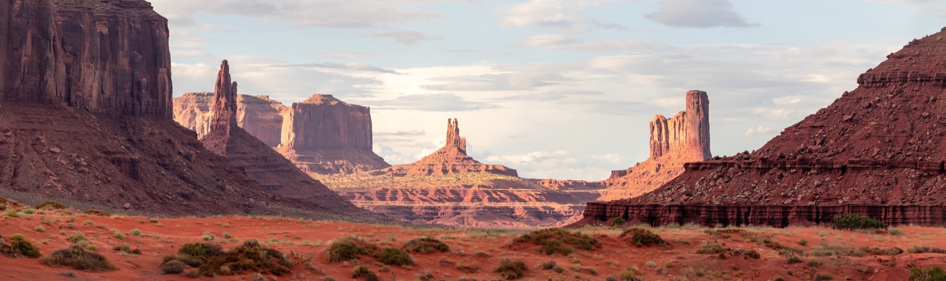 Land of Ochre — Monument Valley, UNITED STATES