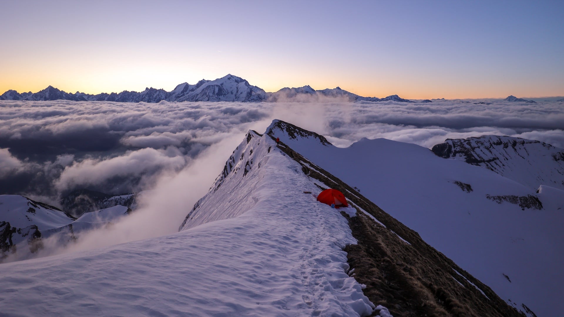 Une nuit sur la crête de tardevant — Aravis