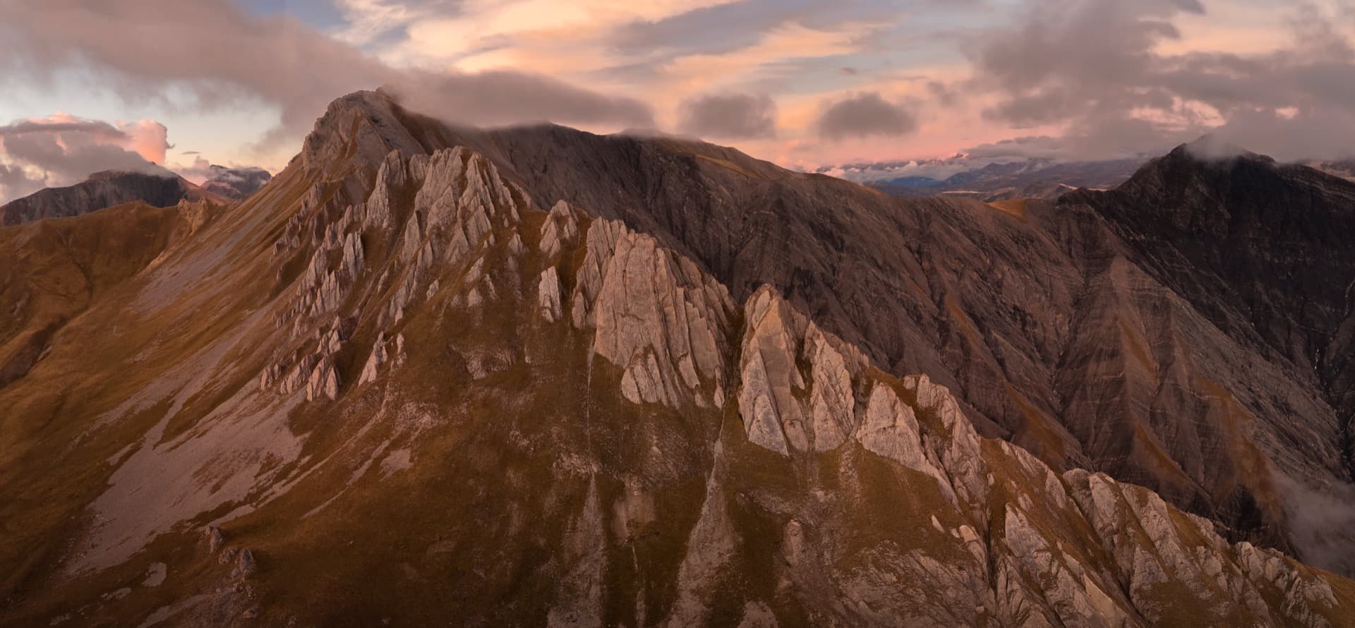 Encombres Ridge