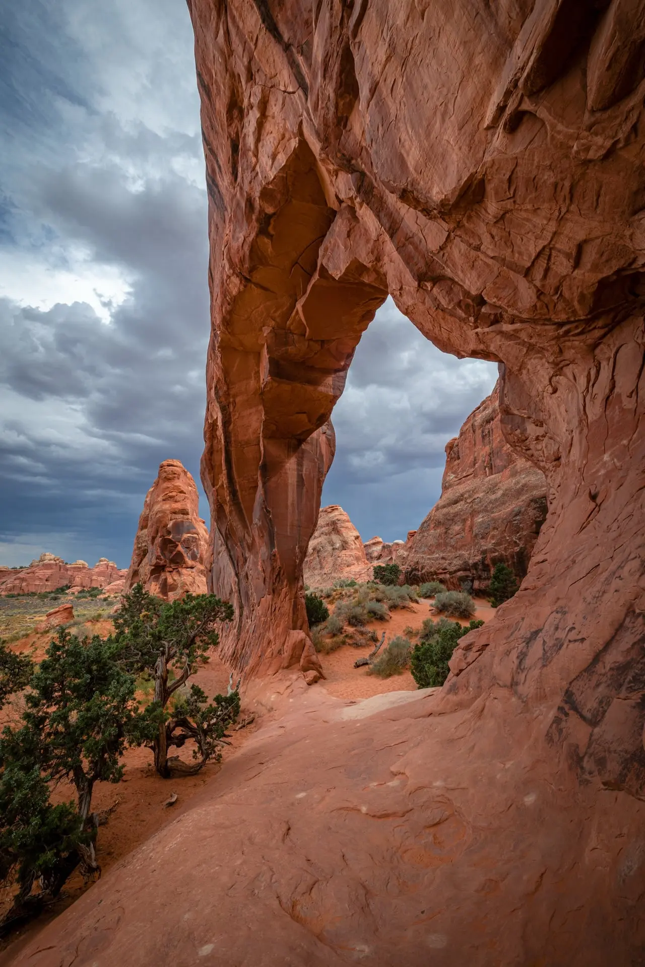 Arche de grès sous l'orage