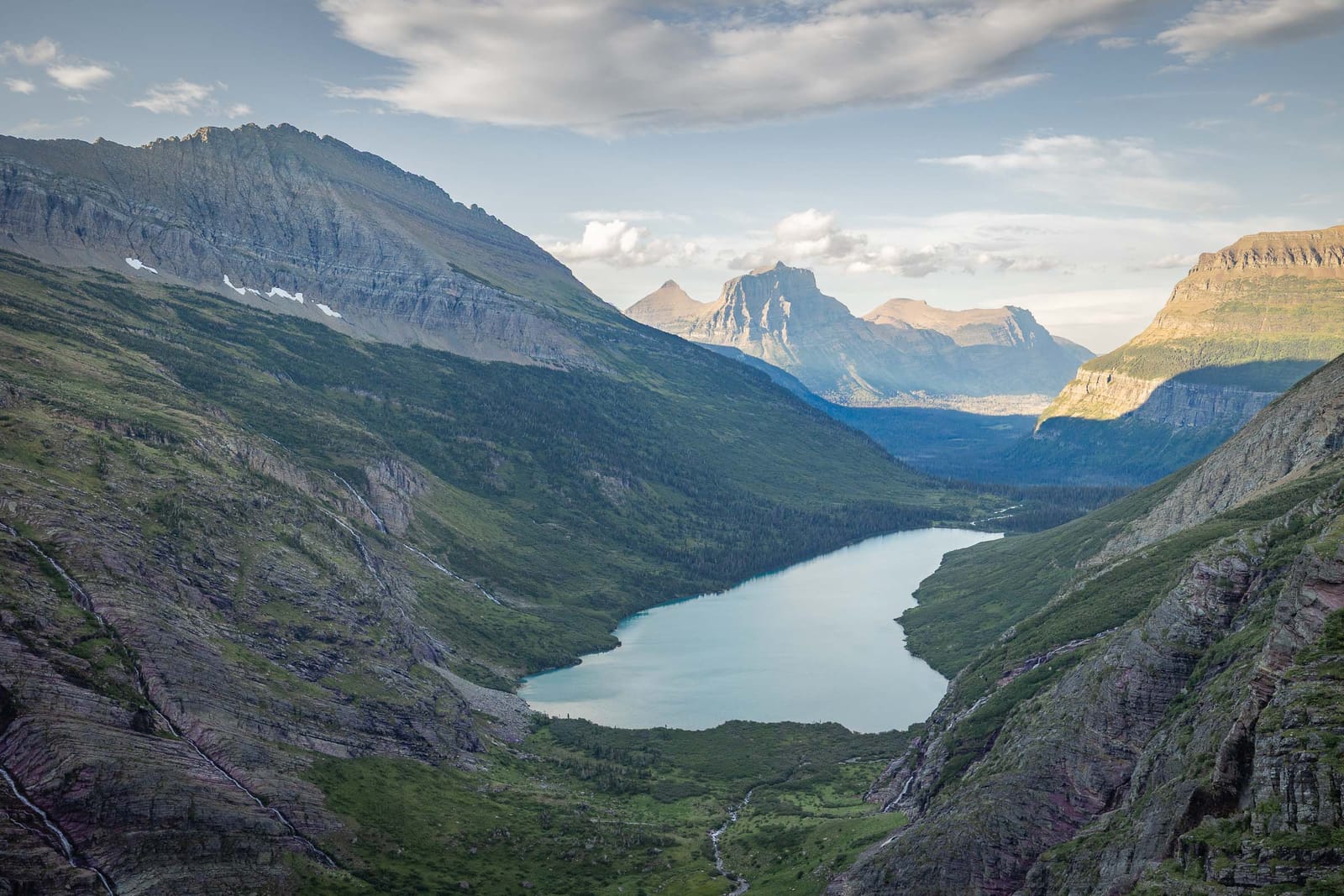 Gunsight Lake in sight, now we only have to descend!